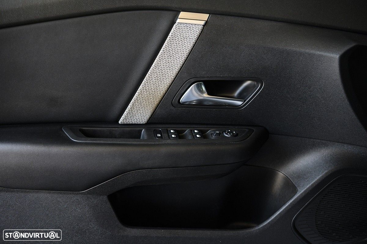 Citroën C4 1.5 BlueHDi Shine Pack EAT8 - 25