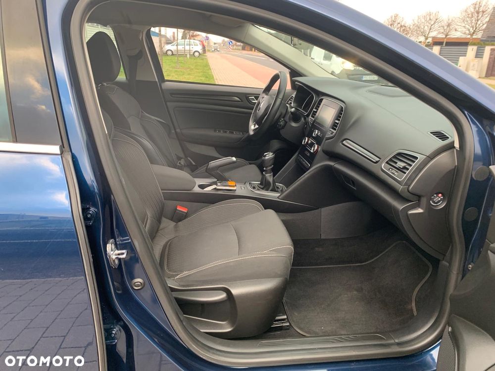 Renault Megane 1.5 dCi Energy Bose EU6 - 30