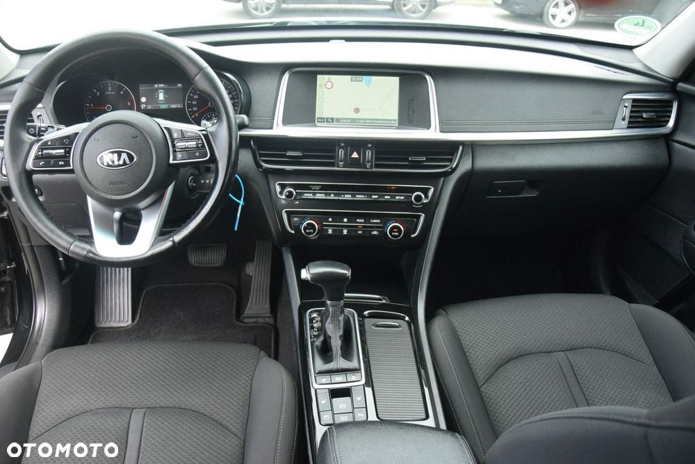 Kia Optima - 25
