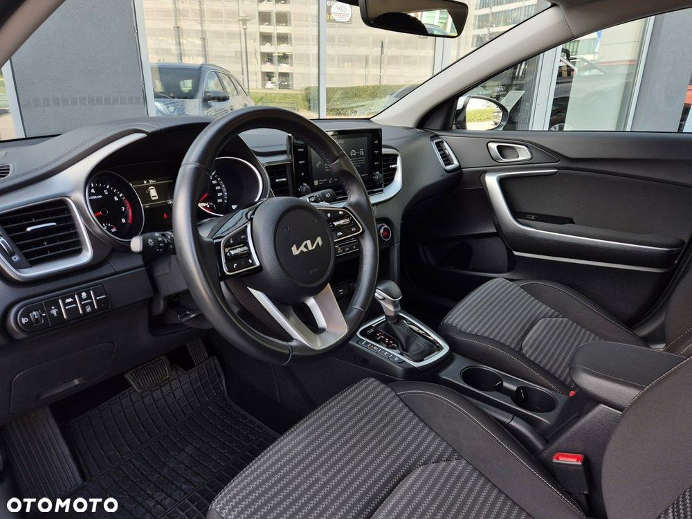 Kia Ceed 1.5 T-GDI M DCT - 13