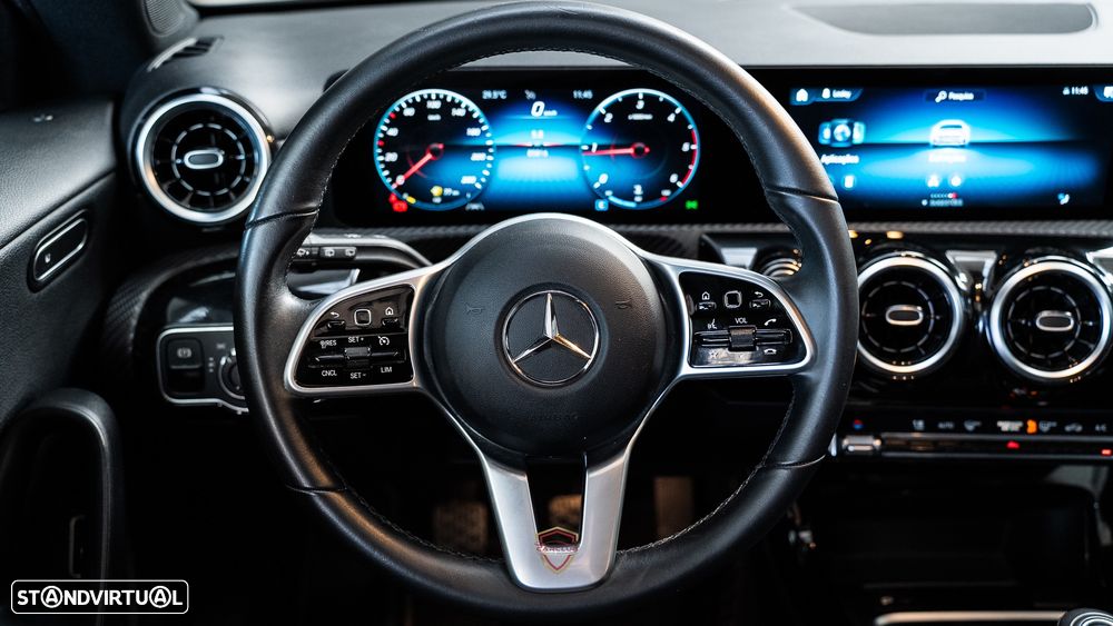 Mercedes-Benz CLA 180 d Shooting Brake Business Solutions - 16