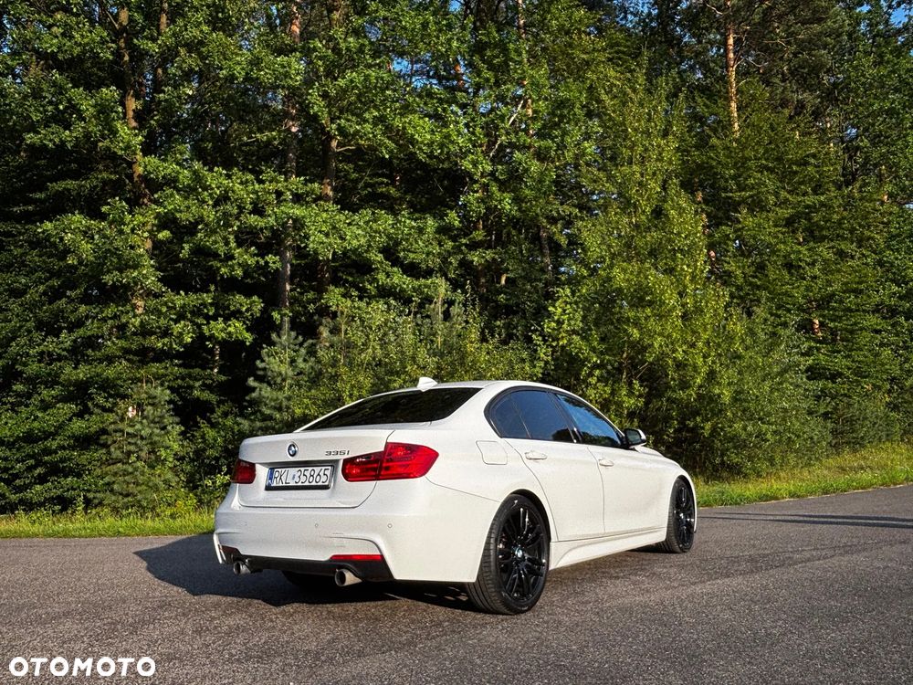 BMW Seria 3 335i - 4