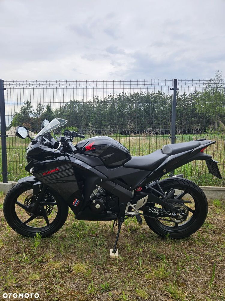 Honda CBR - 2