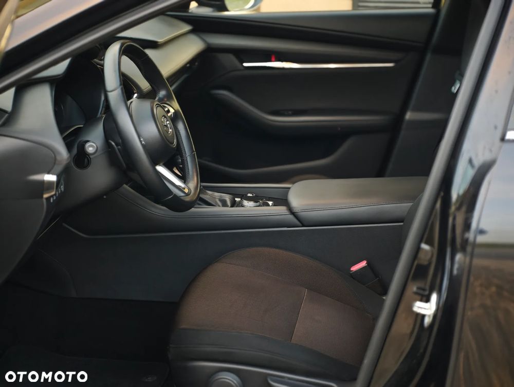 Mazda 3 - 6