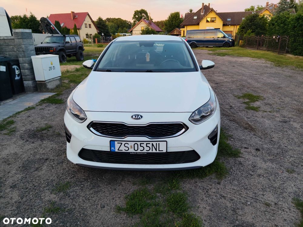 Kia Ceed - 1