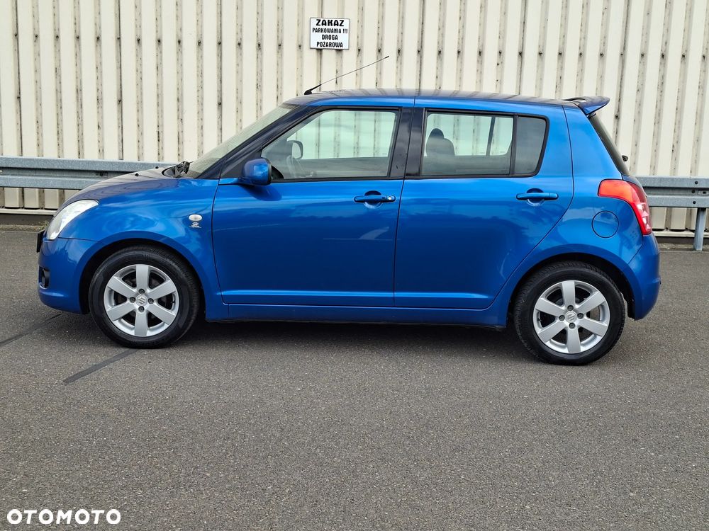Suzuki Swift - 3