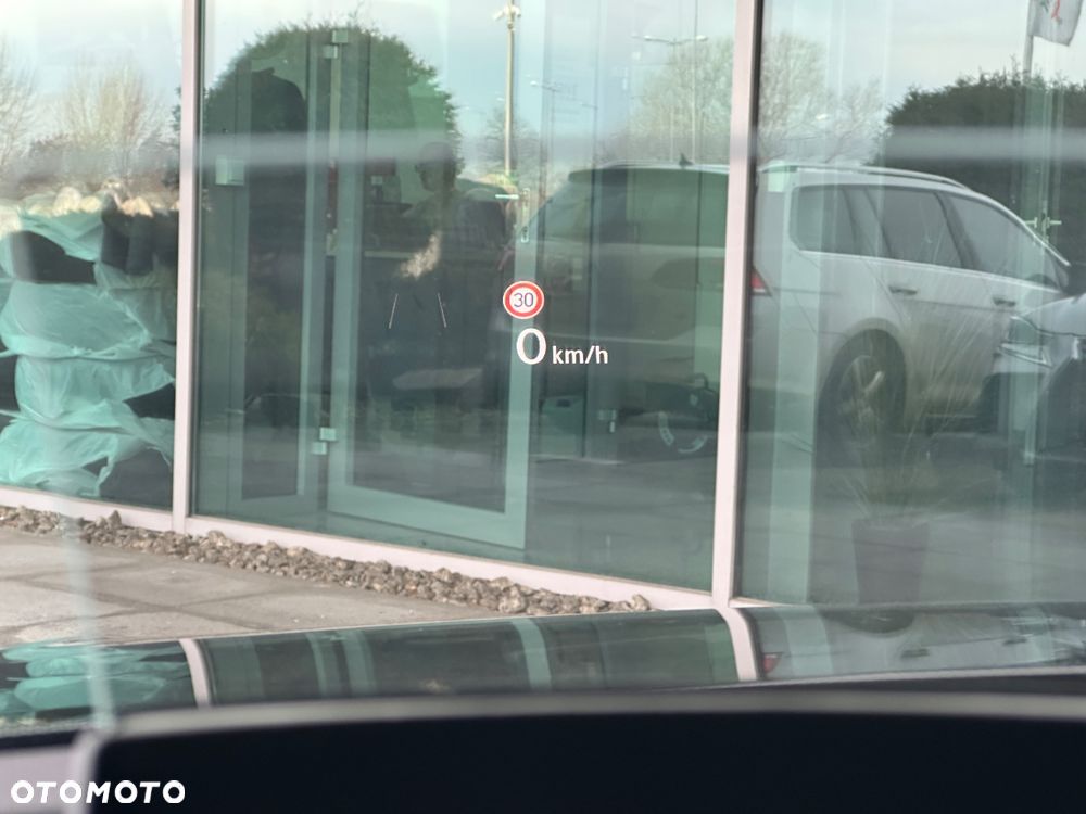 Volkswagen Arteon 2.0 TDI SCR 4Motion DSG R-Line - 34