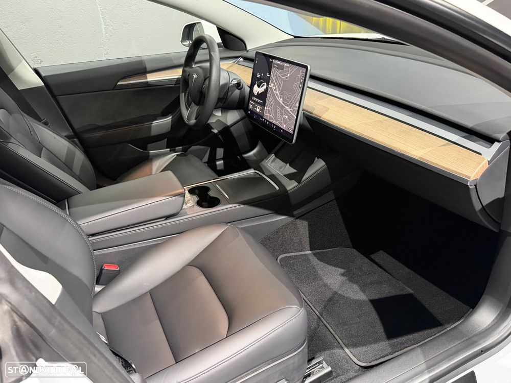 Tesla Model 3 Standard Range Plus RWD - 13