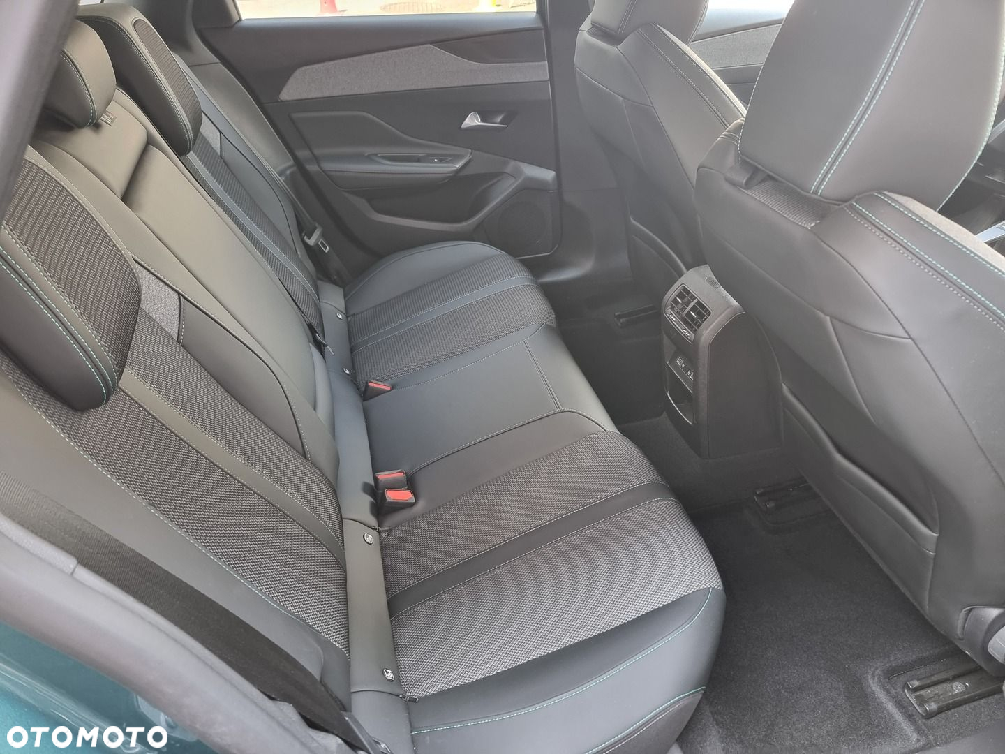 Peugeot 308 1.5 BlueHDi Allure S&S - 22