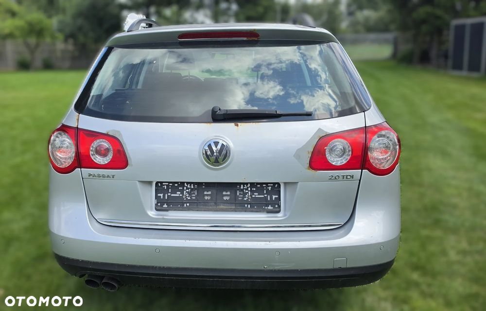 Volkswagen Passat 2.0 TDI Comfortline - 7