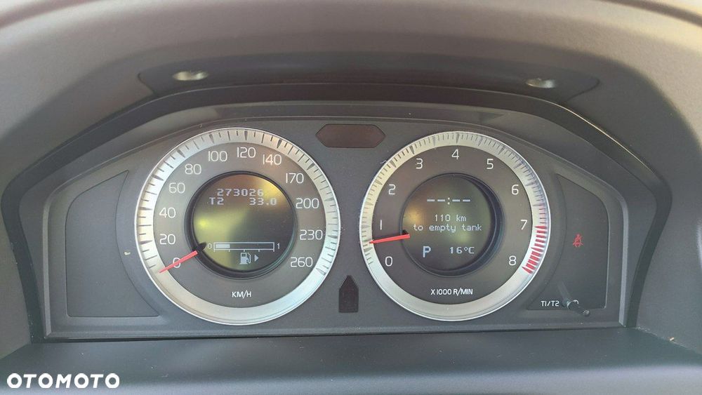 Volvo XC 60 - 30