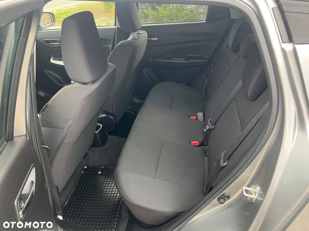 Suzuki Swift 1.2 Premium Plus - 27