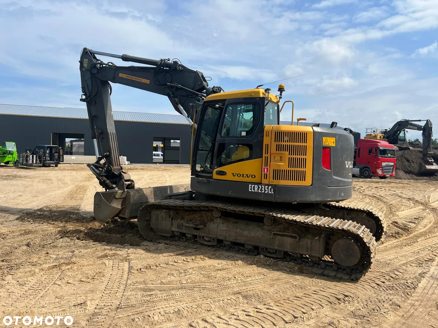 Volvo ECR235CL - 4