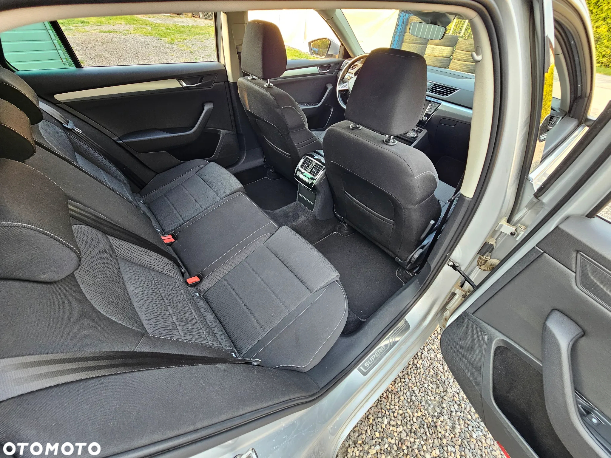 Skoda Superb 2.0 TDI 4x4 Ambition - 31