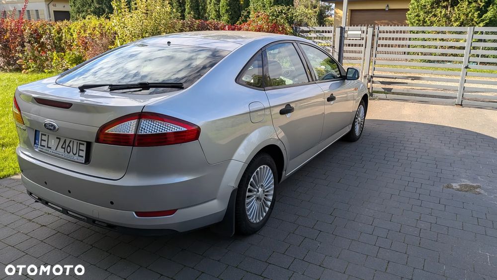 Ford Mondeo 1.6 Ambiente - 6