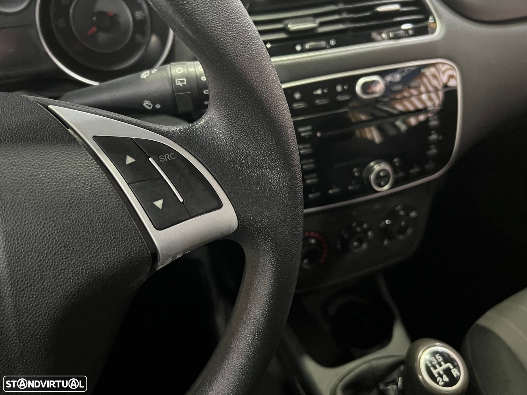 Fiat Punto 1.2 Lounge Start&Stop - 11