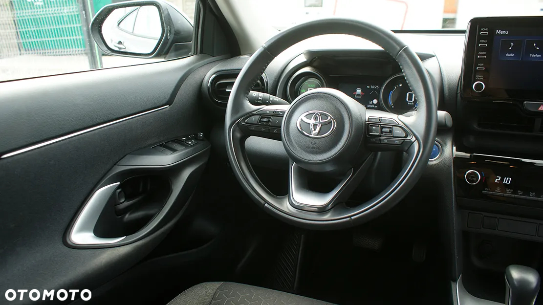 Toyota Yaris Cross Hybrid 1.5 Adventure - 16