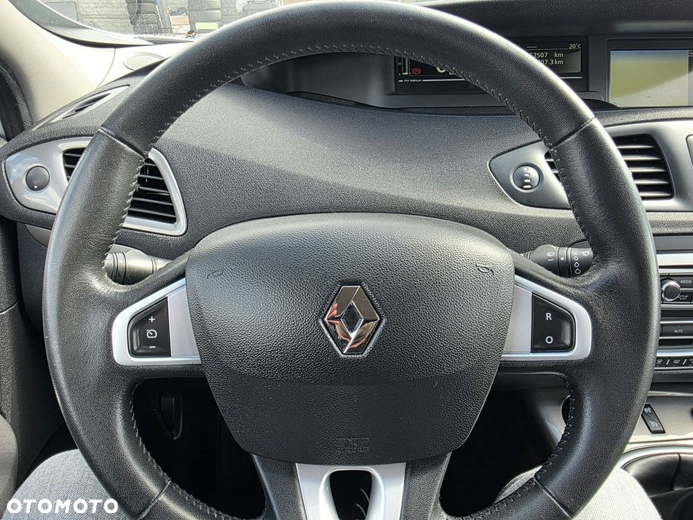 Renault Scenic 1.6 16V 110 Dynamique - 25