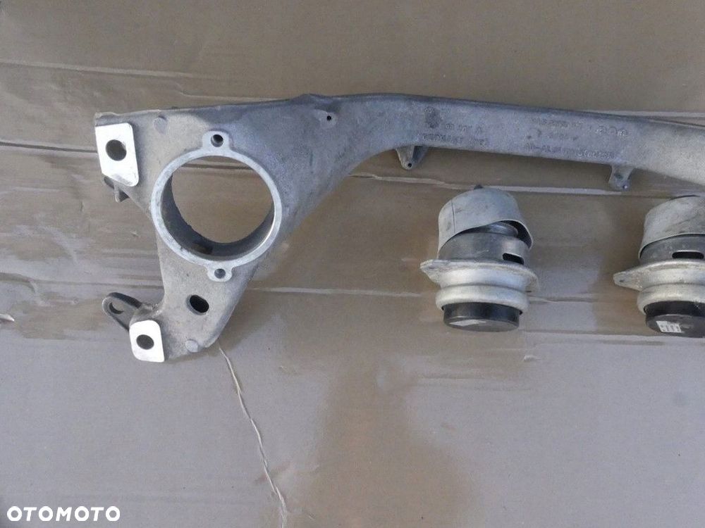 dw touareg 7p łapa poduszki silnika 7p6199131c 7l0199207a - 3