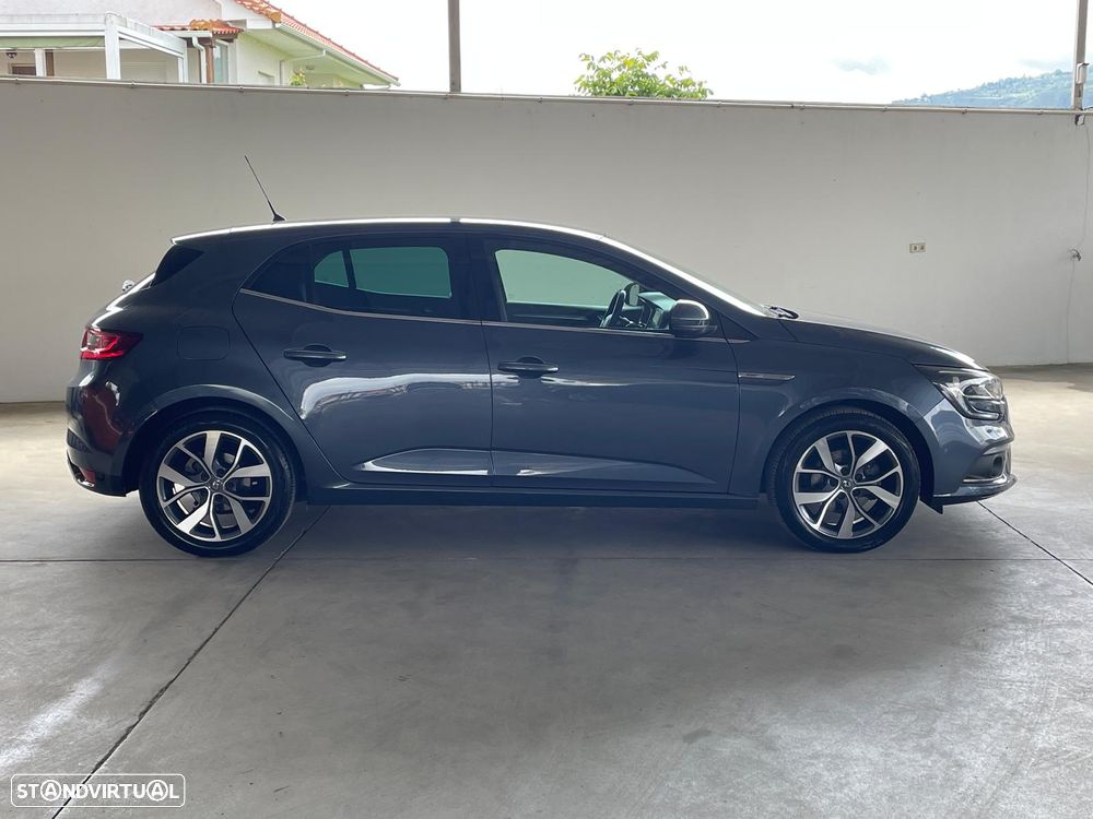 Renault Mégane ENERGY dCi 110 Start & Stop Bose Edition - 6