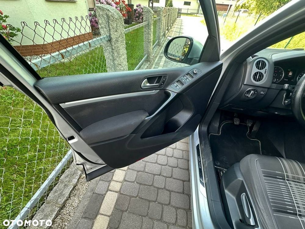 Volkswagen Tiguan - 15
