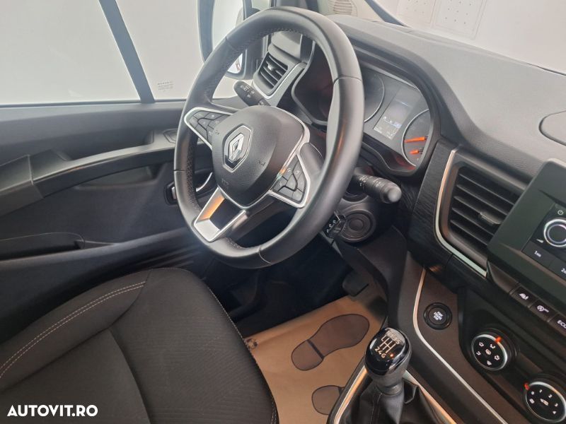 Renault Trafic 2.0 Blue dCi 150 S&S L2 8+1 Zen - 17