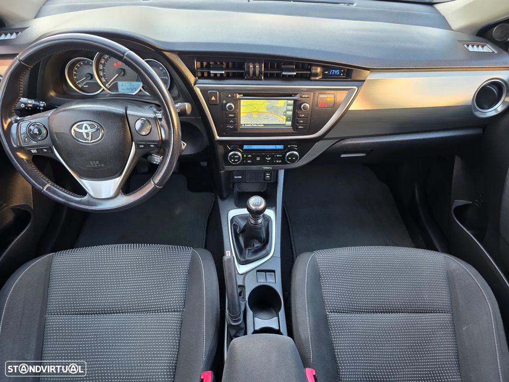 Toyota Auris Touring Sports 1.33 VVT-i Exclusive +Navi - 19
