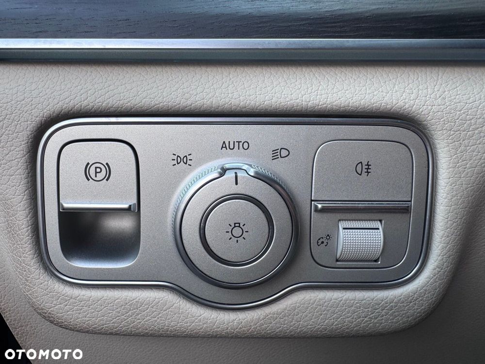 Mercedes-Benz GLE - 29