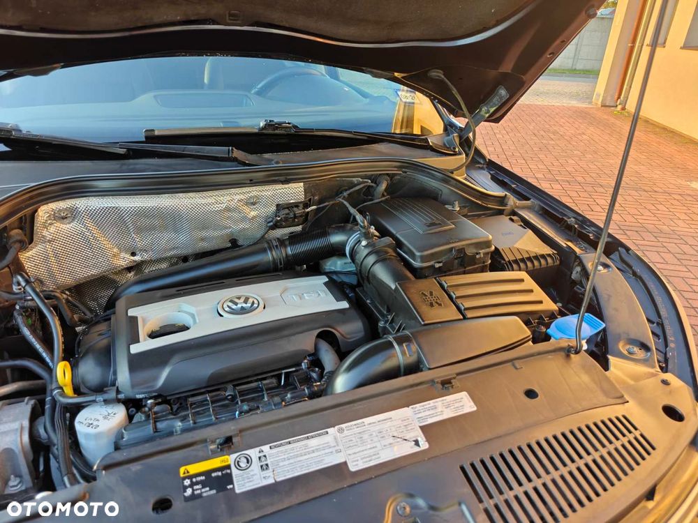 Volkswagen Tiguan - 27