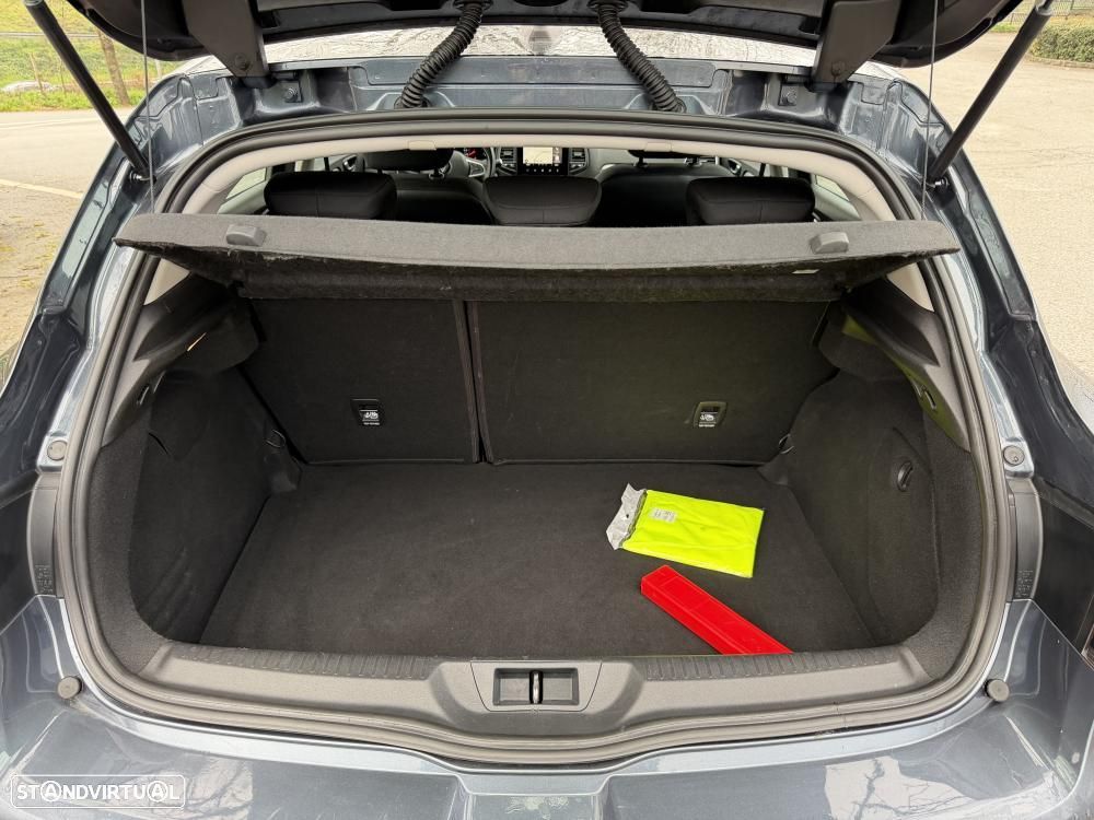 Renault Mégane 1.5 Blue dCi Techno EDC - 27