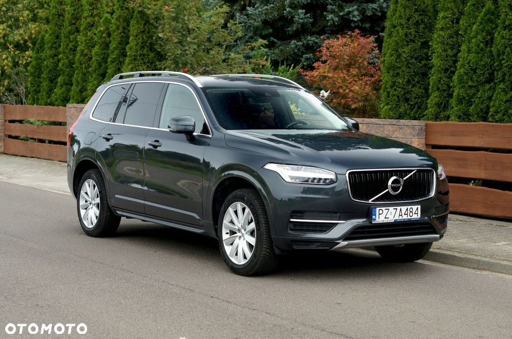 Volvo XC 90 D5 AWD Geartronic Momentum - 4