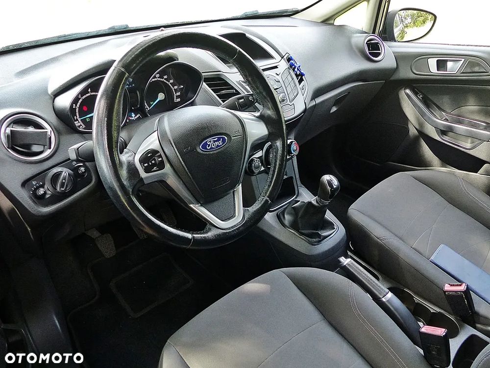 Ford Fiesta 1.25 Titanium EU5 - 18