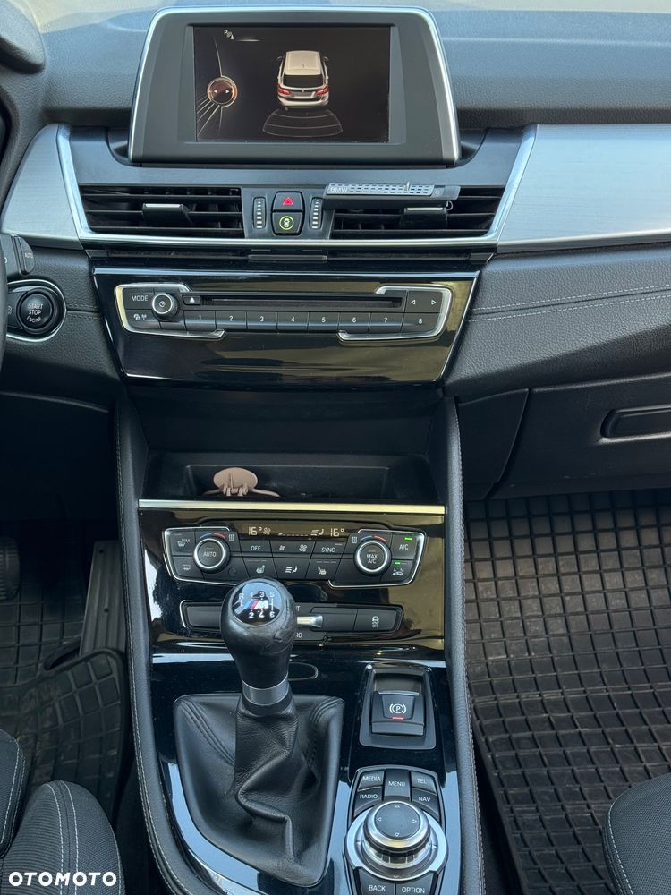 BMW Seria 2 220d GT Sport Line - 6