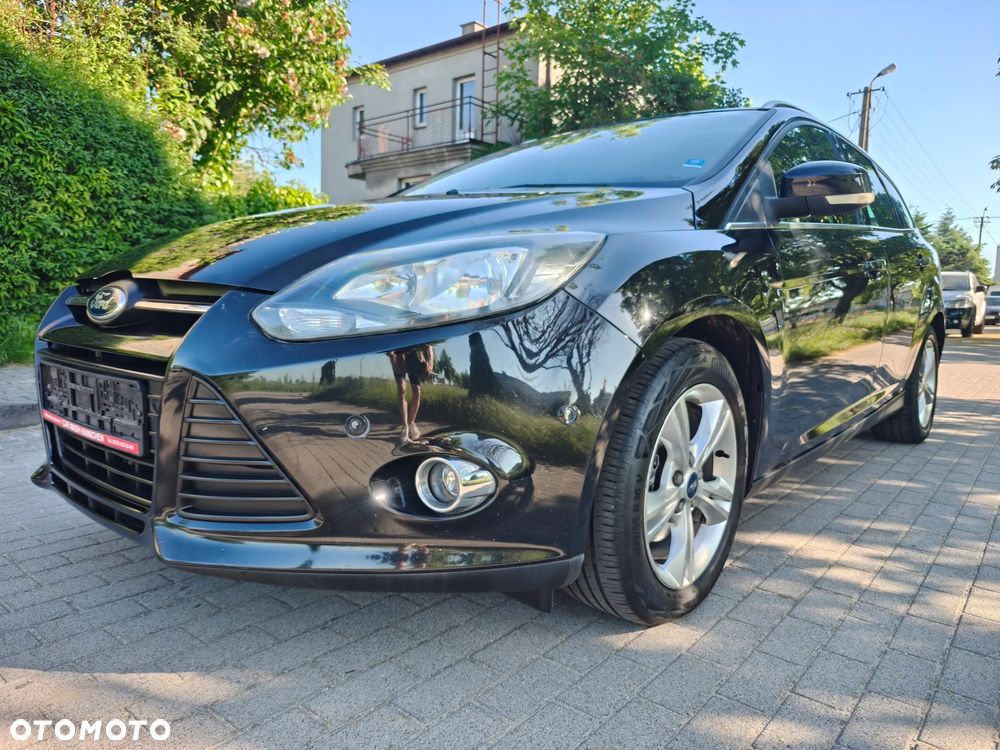 Ford Focus - 32