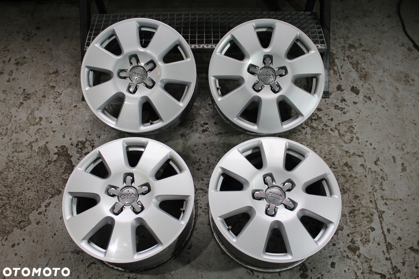 ORYG AUDI Q7 4L0 18cali 5x130 ET53 7,5J - 2