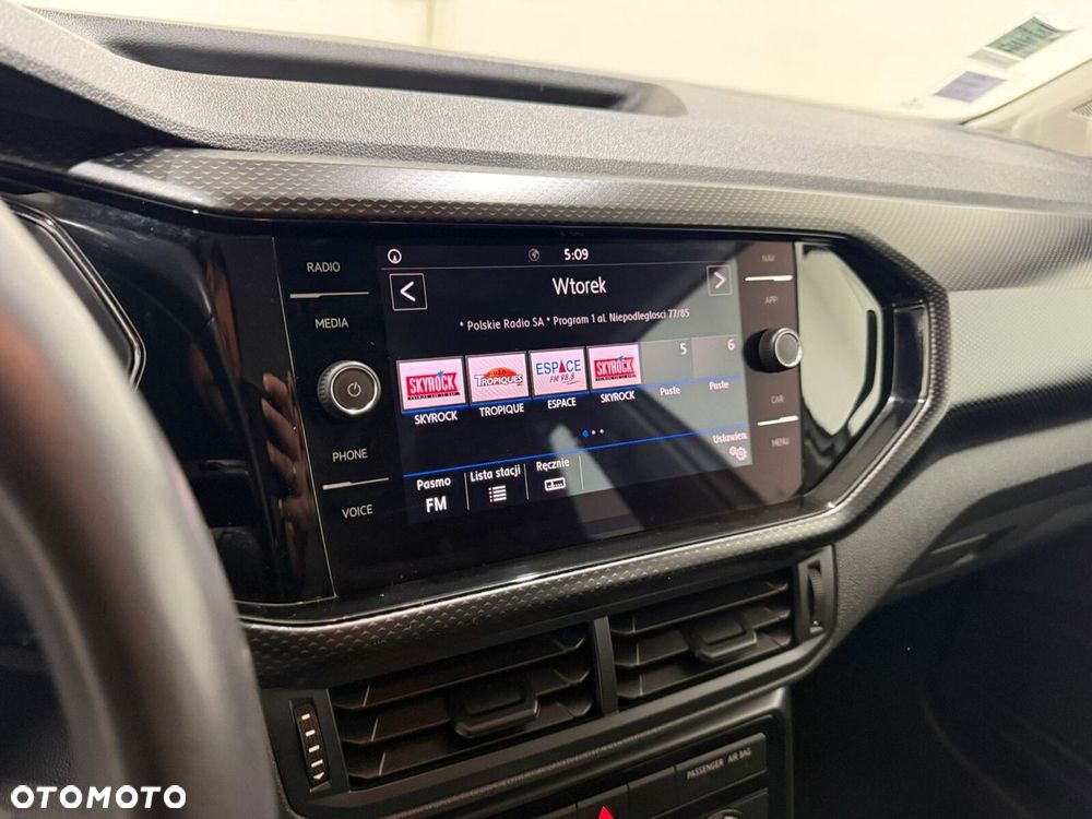 Volkswagen T-Cross - 31