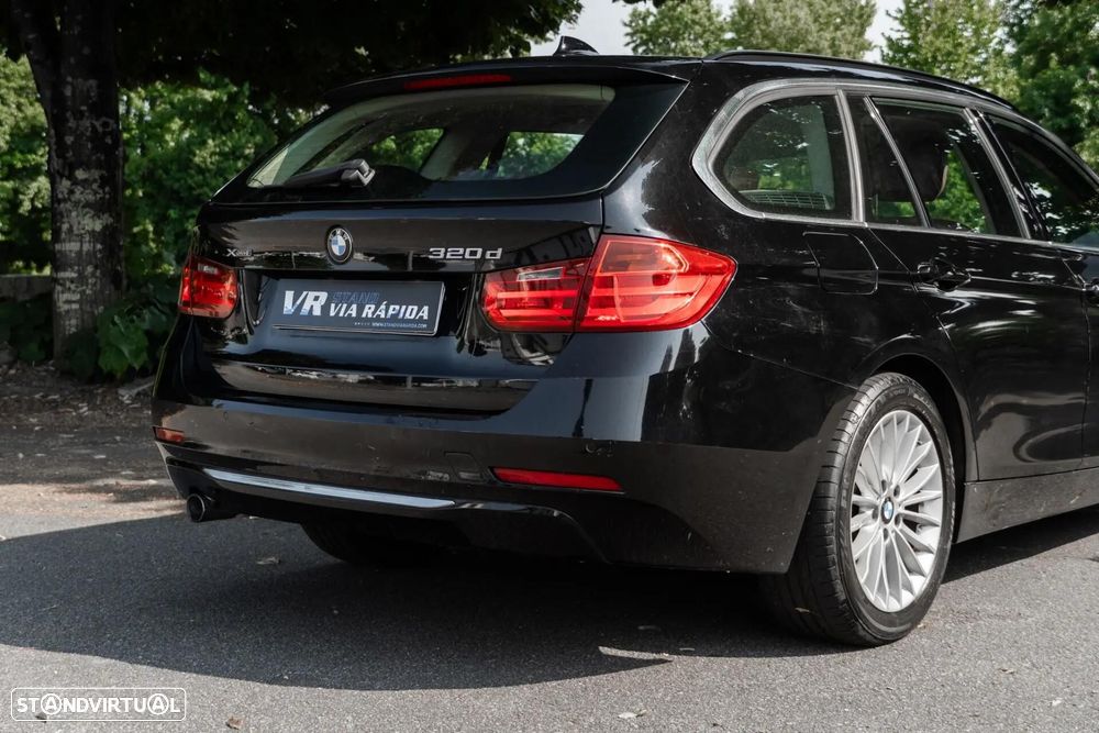 BMW 320 d xDrive Line Luxury - 34