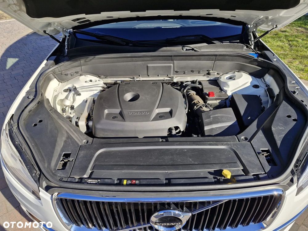 Volvo XC 90 T6 AWD Momentum 7os - 22