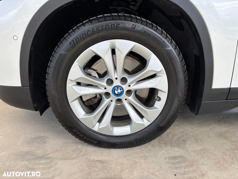 BMW X1 xDrive25e AT PHEV - 14