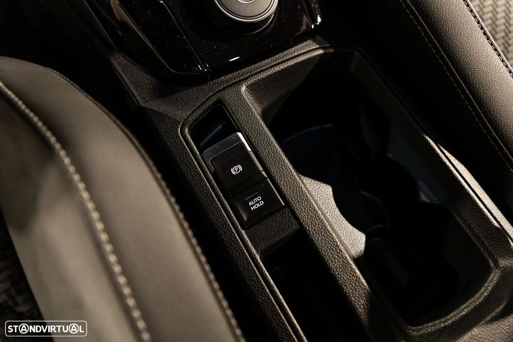 VW T-Roc 2.0 TSI OPF 4MOTION DSG - 45