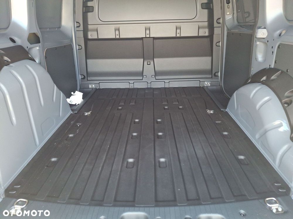 Volkswagen Caddy Cargo - 41