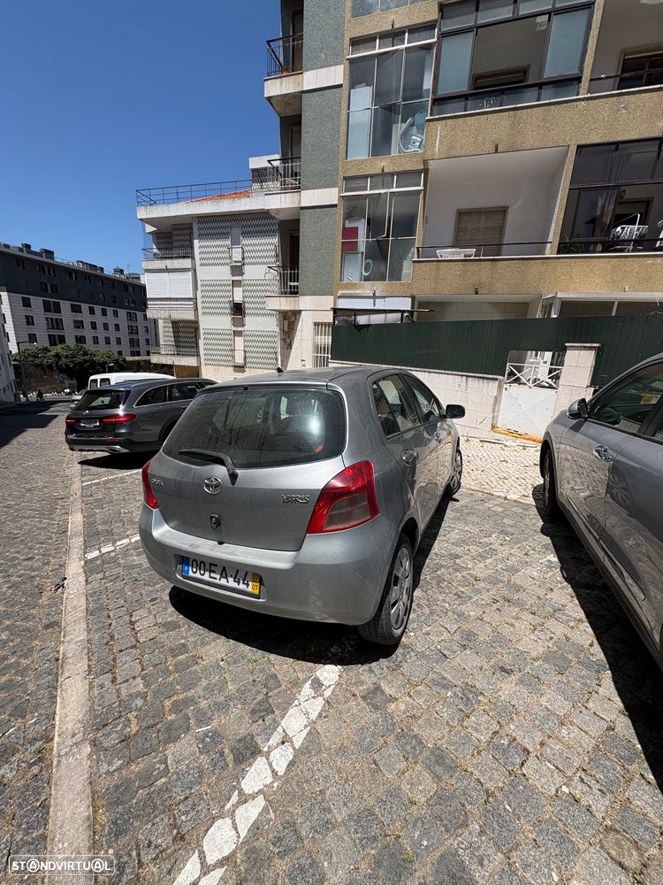 Toyota Yaris 1.0 VVT-i - 3