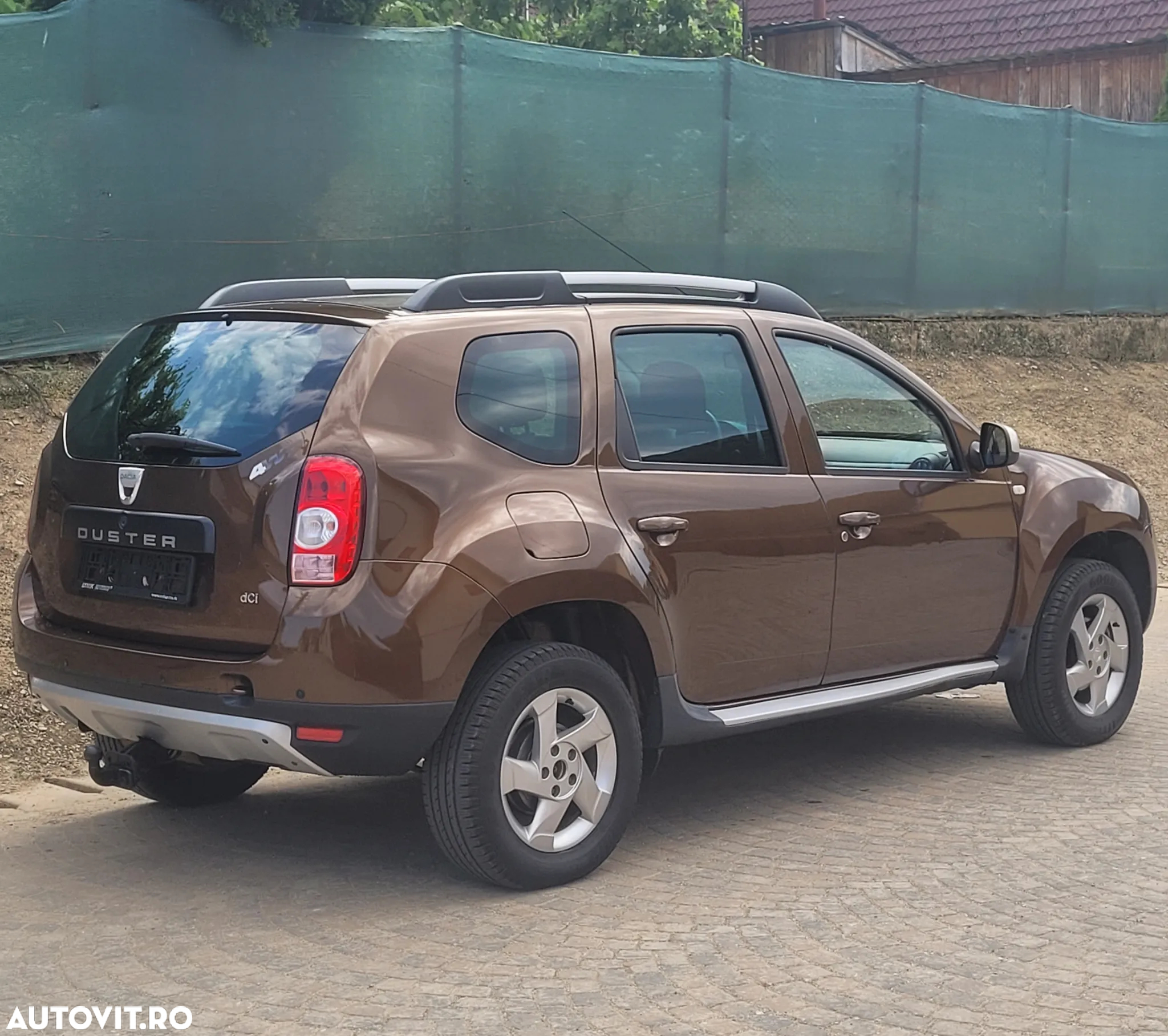 Dacia Duster 1.5 dCi 4x4 Laureate - 2