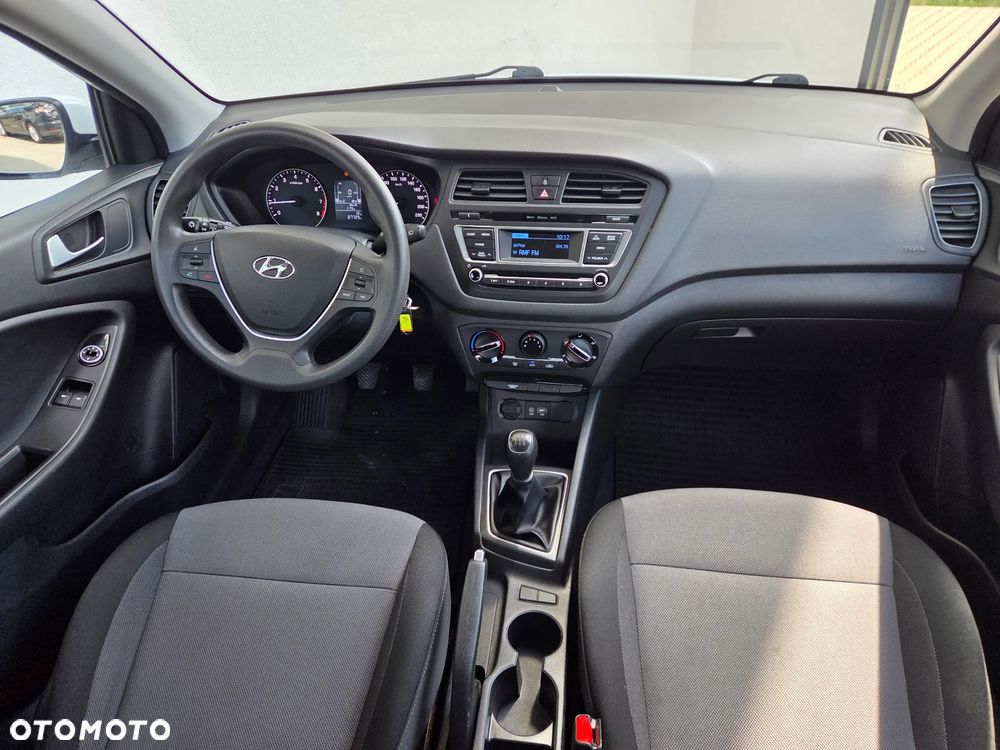 Hyundai i20 - 9