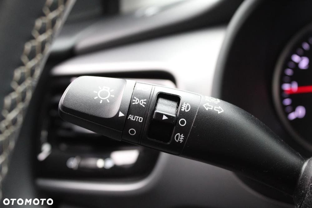 Kia Stonic - 13