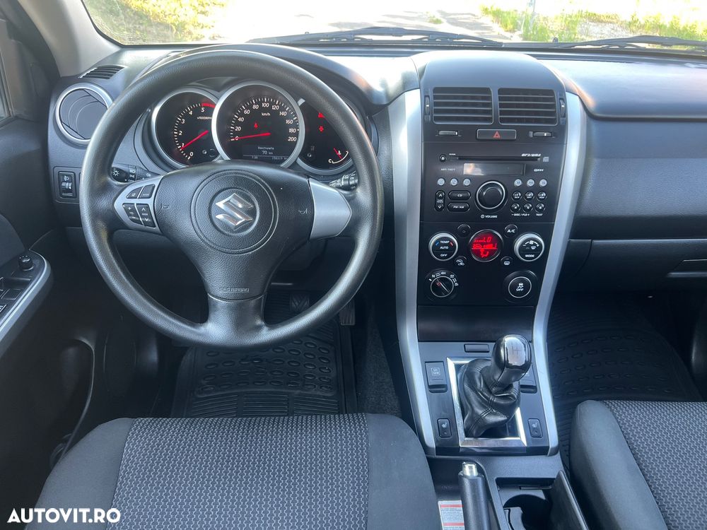 Suzuki Grand Vitara 1.9 DDIS JX - 8