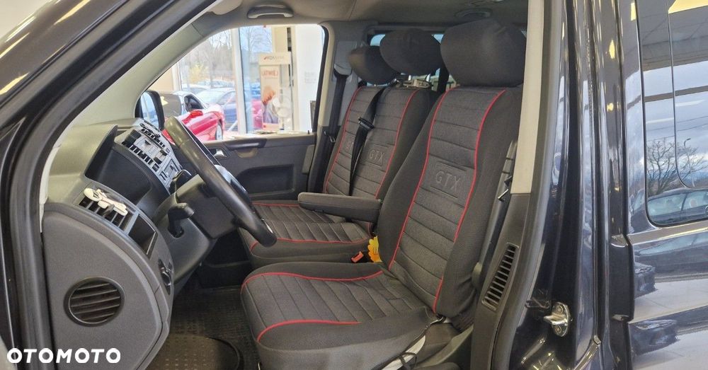 Volkswagen Caravelle - 5