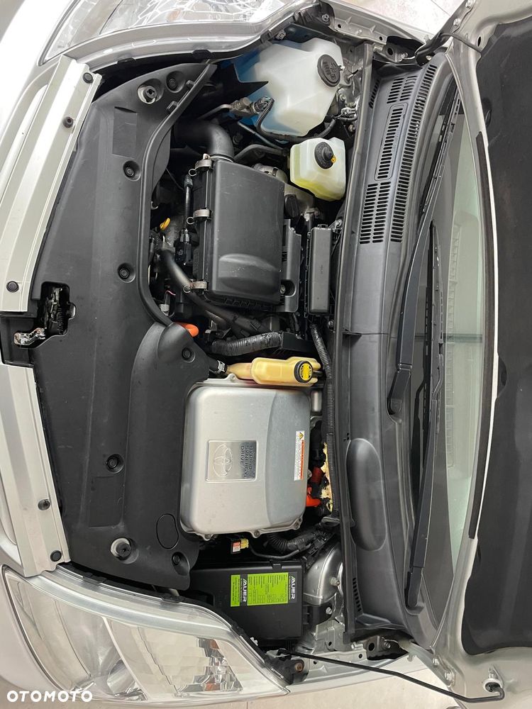 Toyota Prius - 18