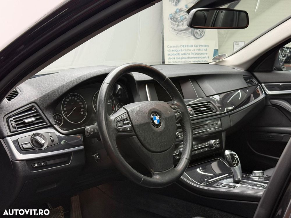 BMW Seria 5 528i xDrive Aut. Modern Line - 13