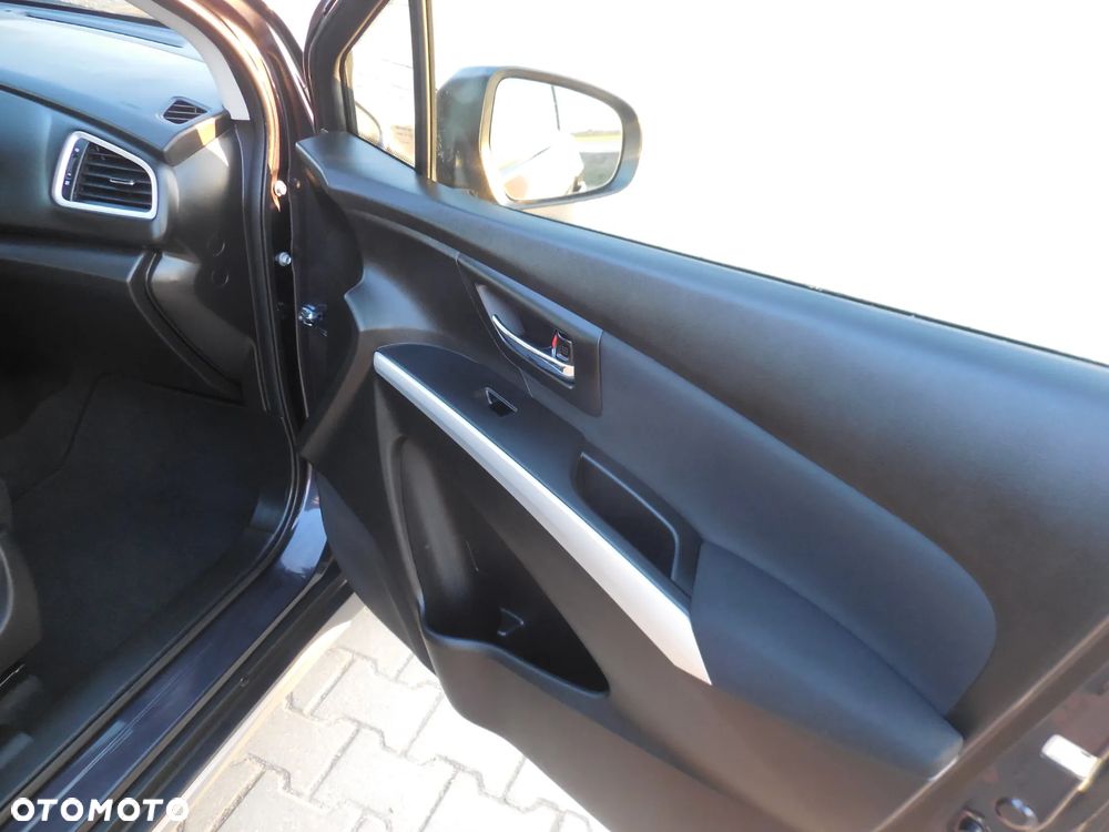 Suzuki SX4 - 9
